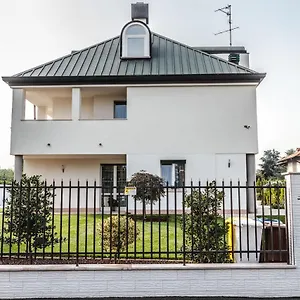 Guest house Luxury Italian House, Rho
